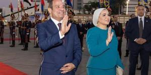 رسالة حب من قرينة السيسي إلى الرئيس الصيني وحرمه (صور)