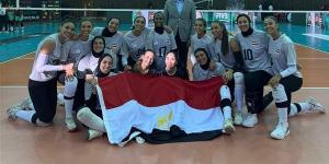 منتخب مصر لسيدات الطائرة يفوز على تونس بثلاثية ويتأهل لـ نصف نهائي أمم أفريقيا