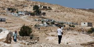 إصابة فلسطيني برصاص مستوطنين في مسافر يطا جنوبي الضفة الغربية