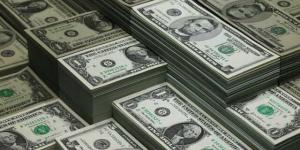 صعود الدولار لأعلى مستوى في شهرين وسط مخاوف التضخم