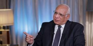 نادر نور الدين: الوزير غير المتخصص يصبح أسيرًا للمستشارين.. وواقعة نخيل أسوان تكشف الأزمة