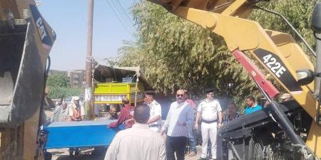 حملة مرافق مكبرة بالمراغة لضبط الشارع ورفع الإشغالات