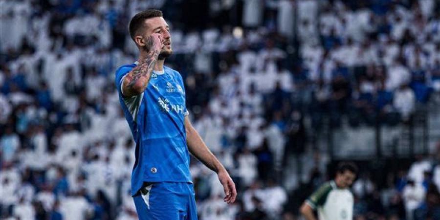 الهلال يحسم كلاسيكو الدوري السعودي أمام الأهلي بثلاثية
