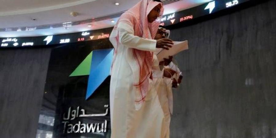 أسهم الأنابيب والعقارات تتصدر مكاسب السوق السعودي بنهاية جلسة الأربعاء