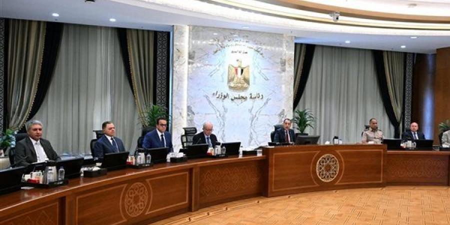 مدبولي: إقامة معارض "أهلا مدارس" لتوفير احتياجات المواطنين بأسعار مناسبة