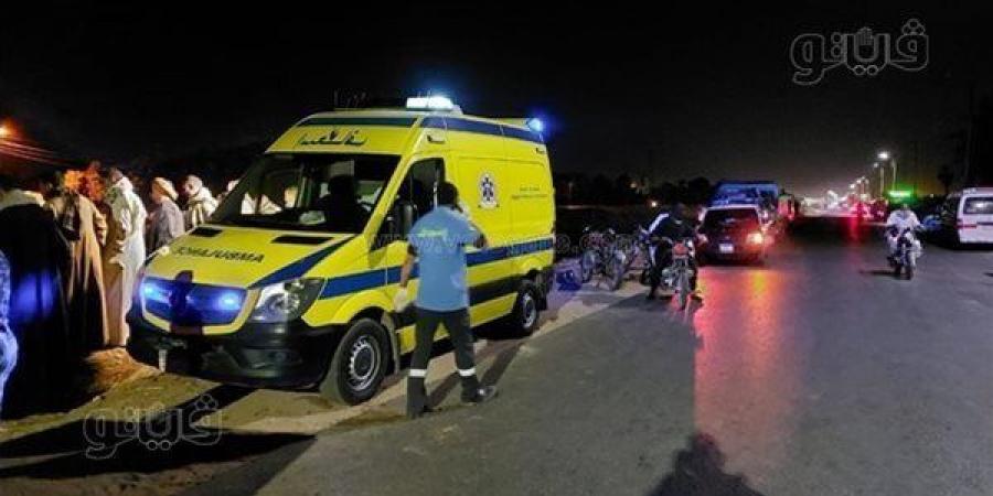 إصابة 10 أشخاص في سقوط "ربع نقل" بترعة بالمنيا بعد اصطدامها بجرار زراعي