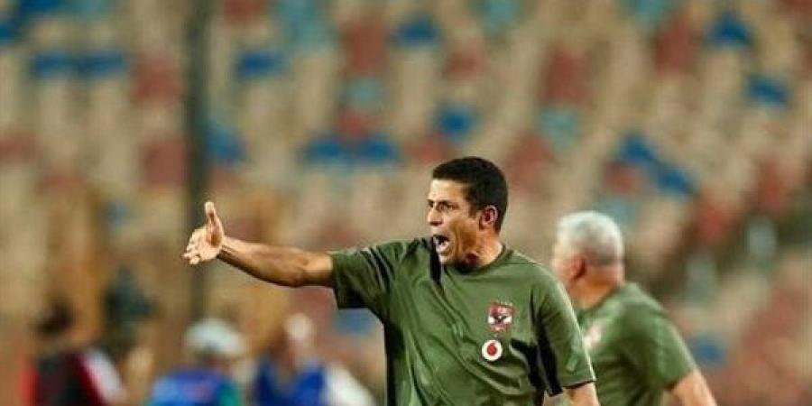 كيف يفكر عموتة في شكل هجوم الأهلي أمام المقاولون العرب بالدوري؟