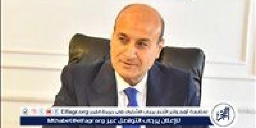 محافظ أسيوط: حملات لرفع الإشغالات بموقف نزلة عبداللاه ومراجعة تراخيص المحال والأكشاك بالغنايم